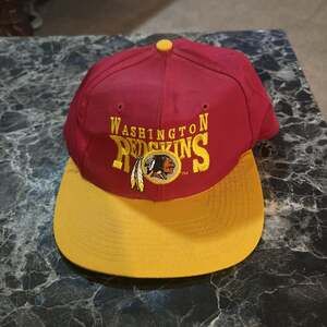 Vintage Washington Redskins Sports Specialties Script Brim Wool Snapback Hat